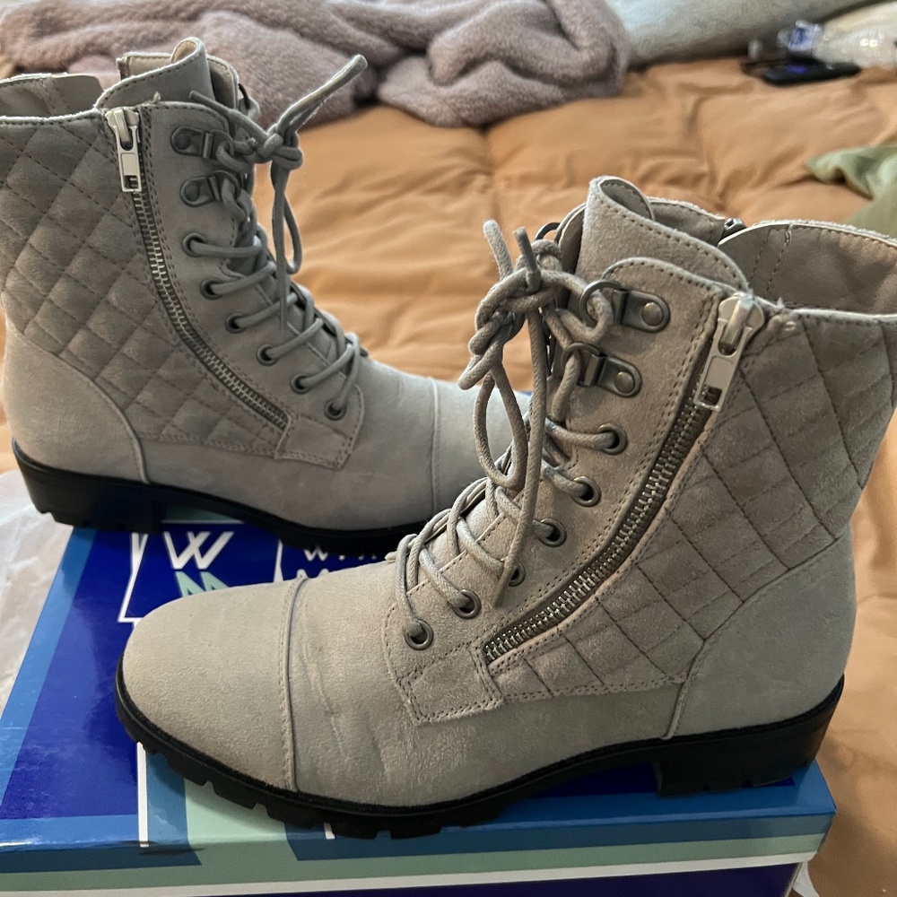 White Mountain Womens Dashing Faux Suede Quilted Combat & Lace-up Boots